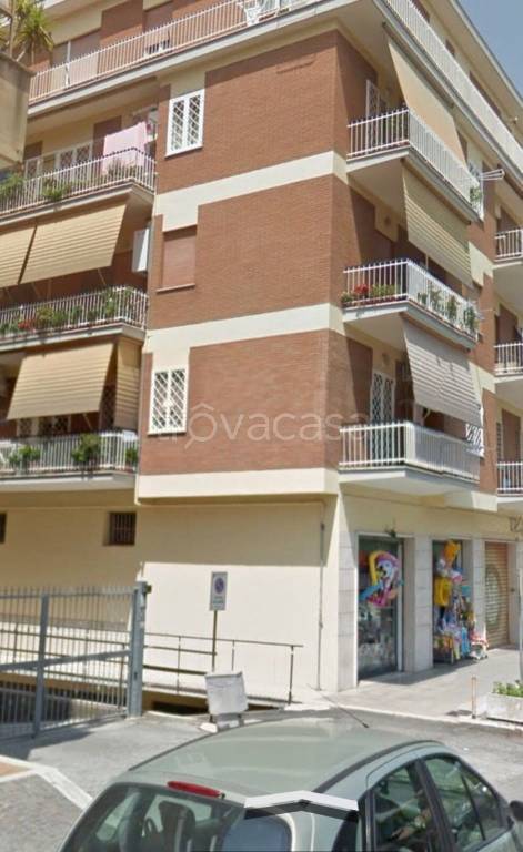 appartamento in vendita a Pomezia