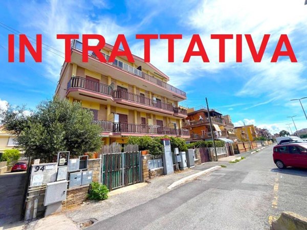 appartamento in vendita a Pomezia in zona Torvaianica