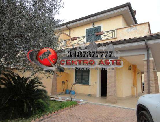 appartamento in vendita a Pomezia