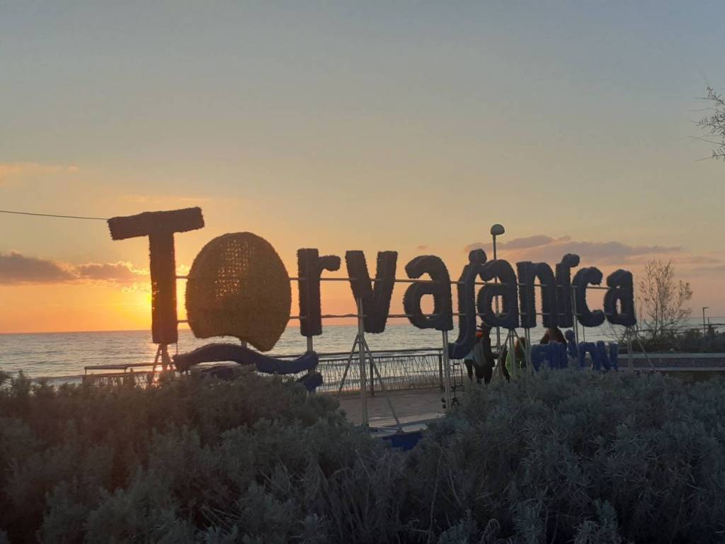 appartamento in vendita a Pomezia in zona Torvaianica