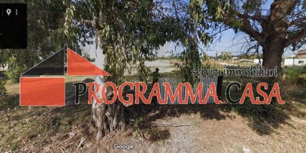 terreno in vendita a Pomezia in zona Torvaianica