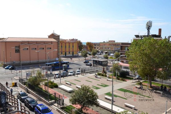 appartamento in vendita a Pomezia in zona Torvaianica