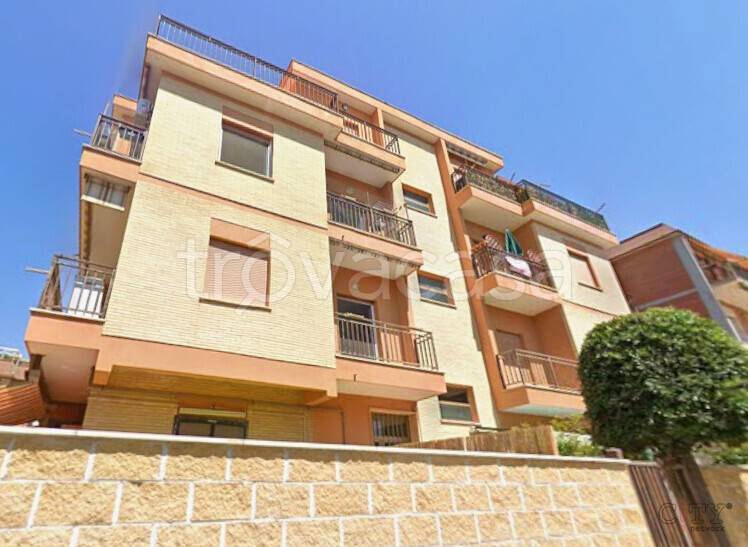 appartamento in vendita a Pomezia in zona Torvaianica