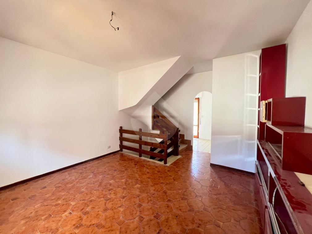 casa indipendente in vendita a Pomezia in zona Campo Bello
