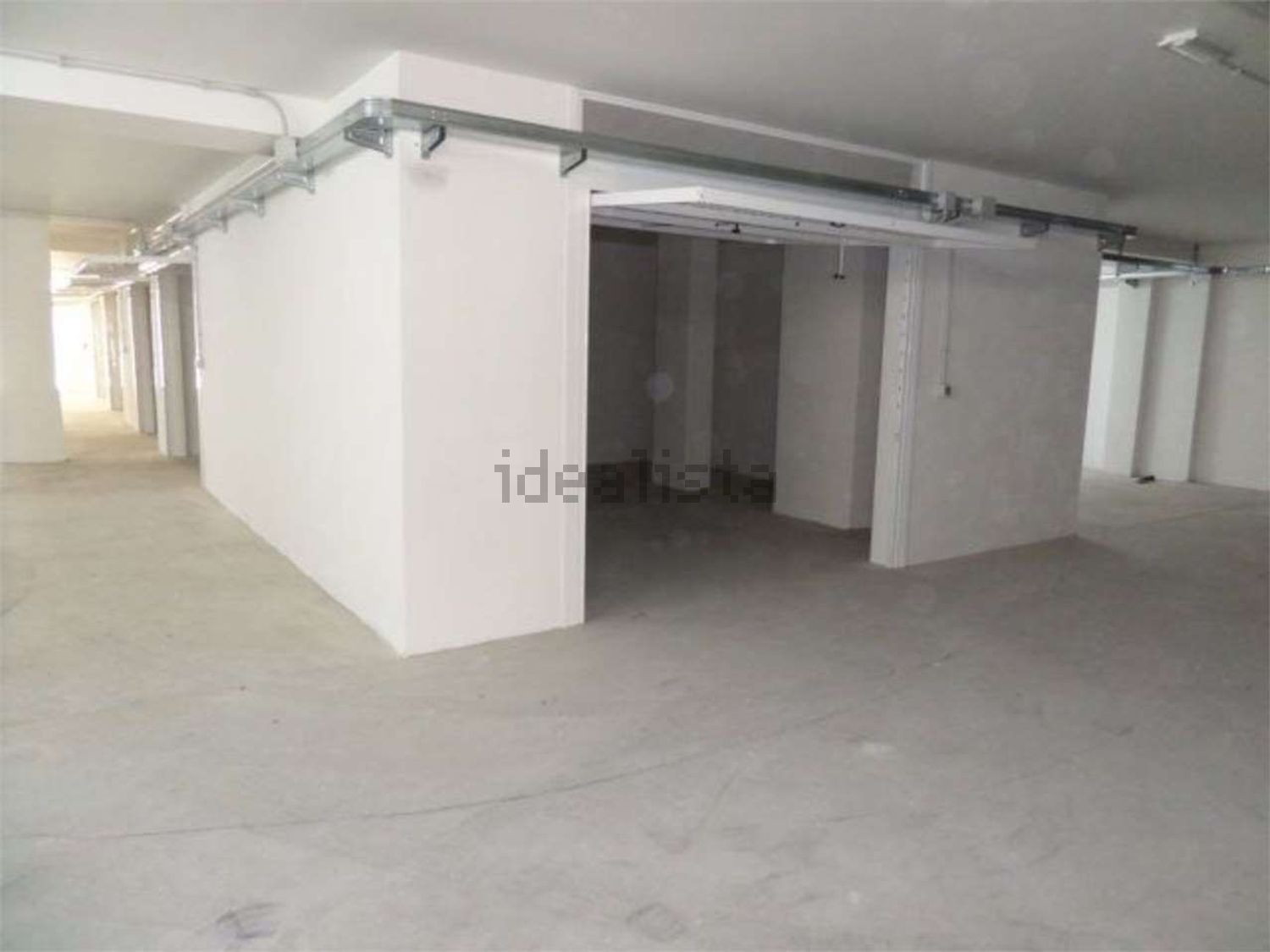 box auto in vendita a Pomezia
