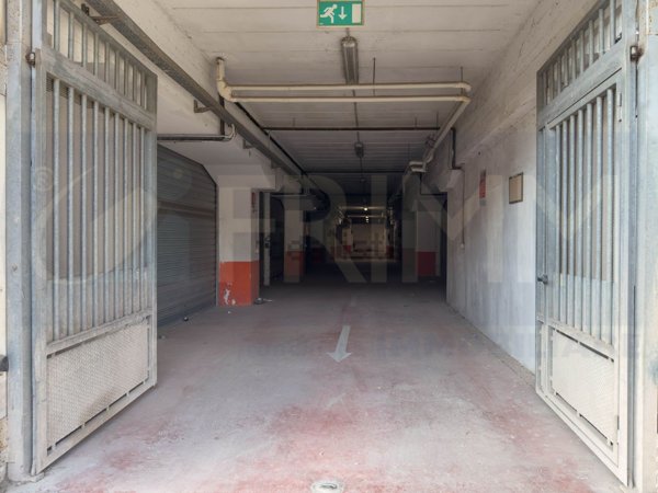 box auto in vendita a Pomezia