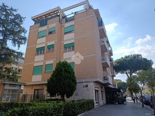 appartamento in vendita a Pomezia