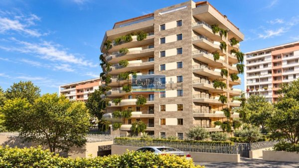 appartamento in vendita a Pomezia in zona Colli di Enea
