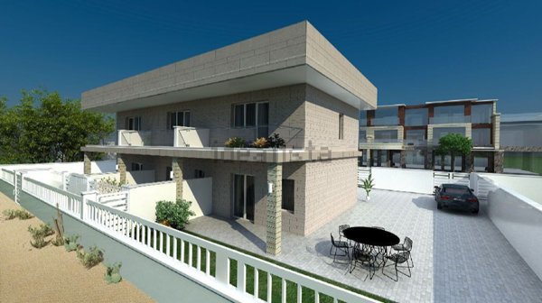 casa indipendente in vendita a Pomezia in zona Torvaianica