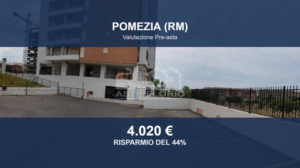 box auto in vendita a Pomezia