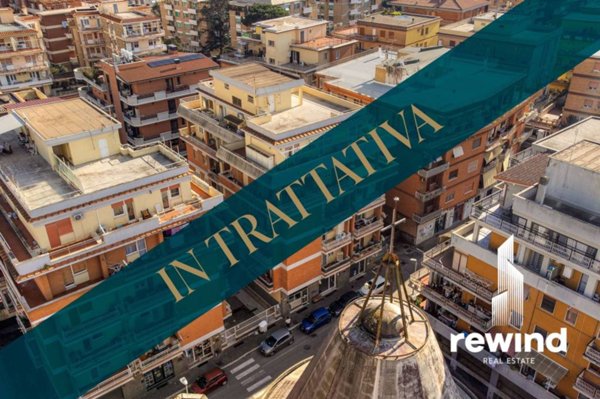appartamento in vendita a Pomezia in zona Campo Bello