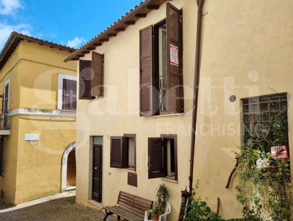 appartamento in vendita a Ponzano Romano