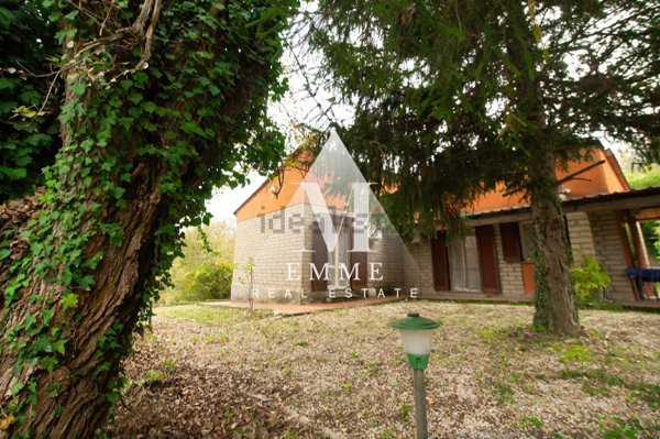 casa indipendente in vendita a Ponzano Romano