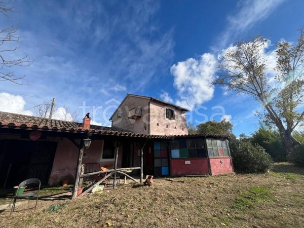casale in vendita a Ponzano Romano