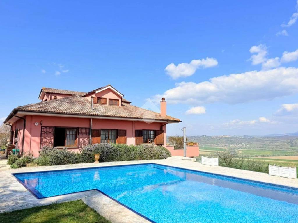 casa indipendente in vendita a Ponzano Romano