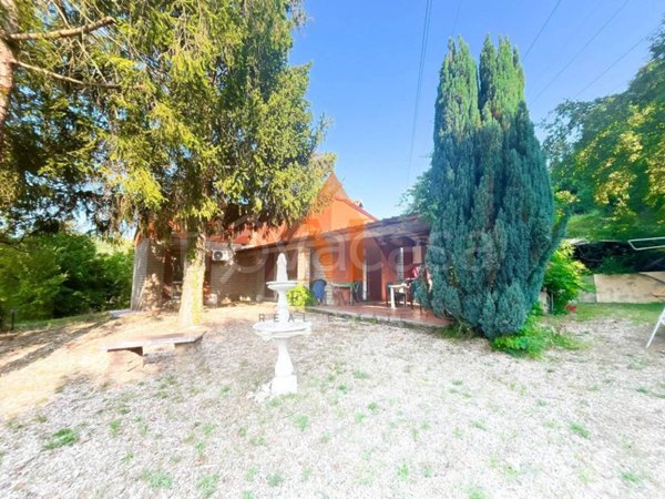 casa indipendente in vendita a Ponzano Romano
