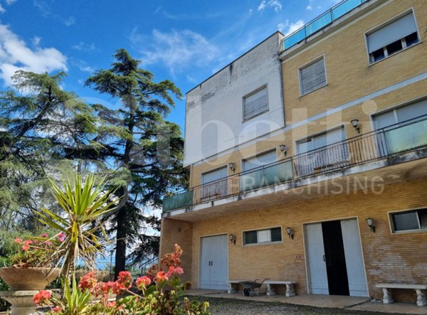 casa indipendente in vendita a Ponzano Romano