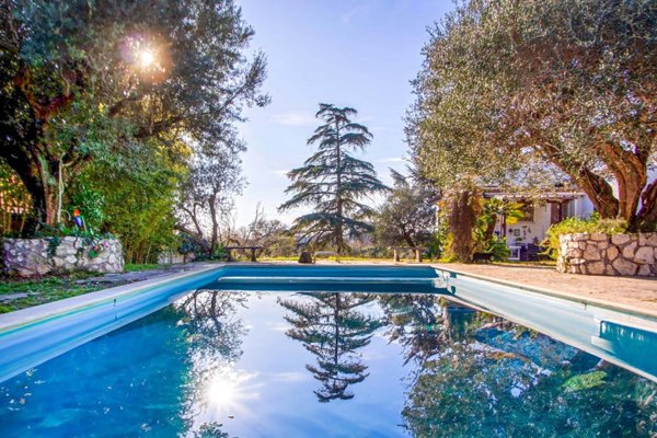 casa indipendente in vendita a Riano