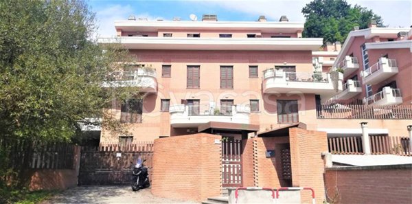 appartamento in vendita a Riano