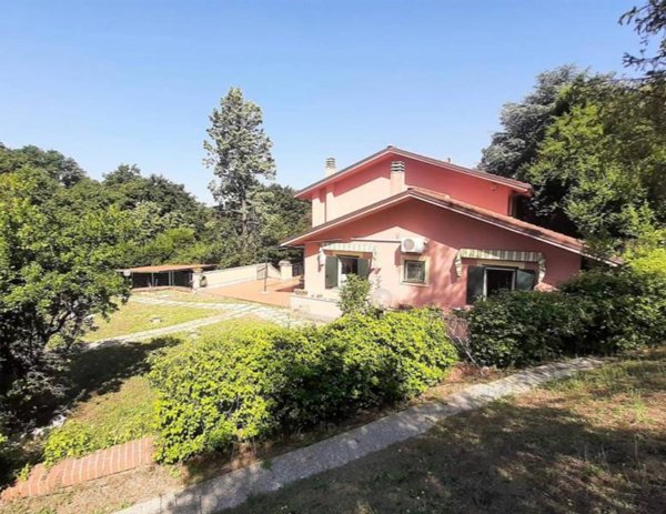 casa indipendente in vendita a Riano