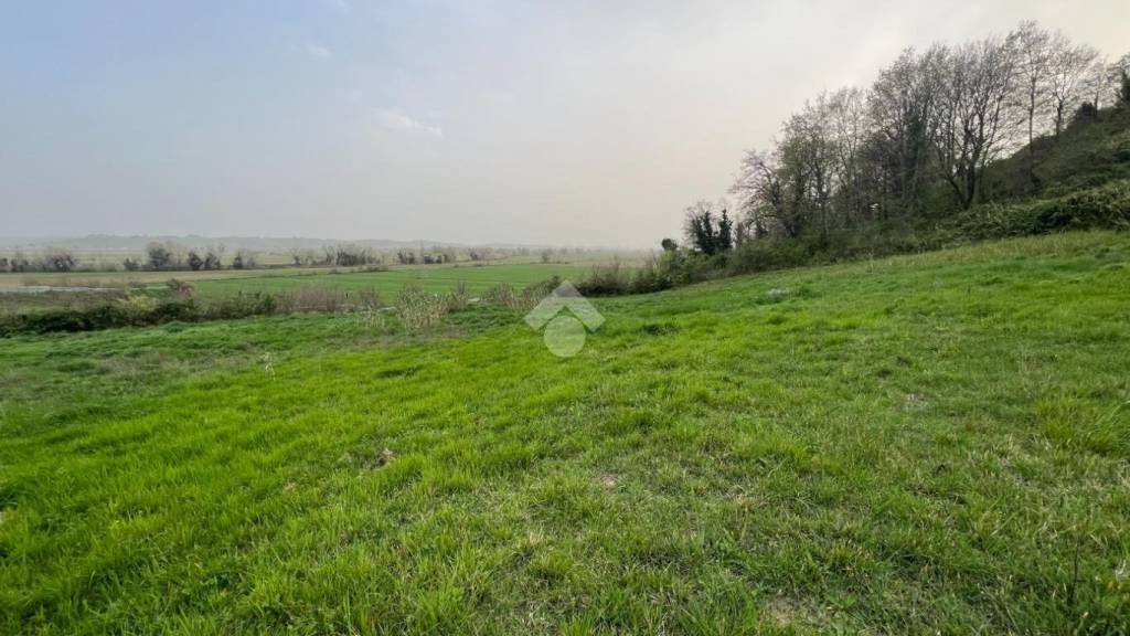 terreno agricolo in vendita a Riano