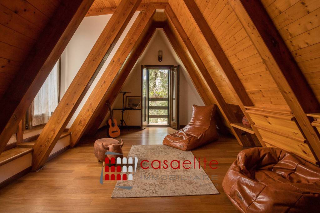 casa indipendente in vendita a Riano