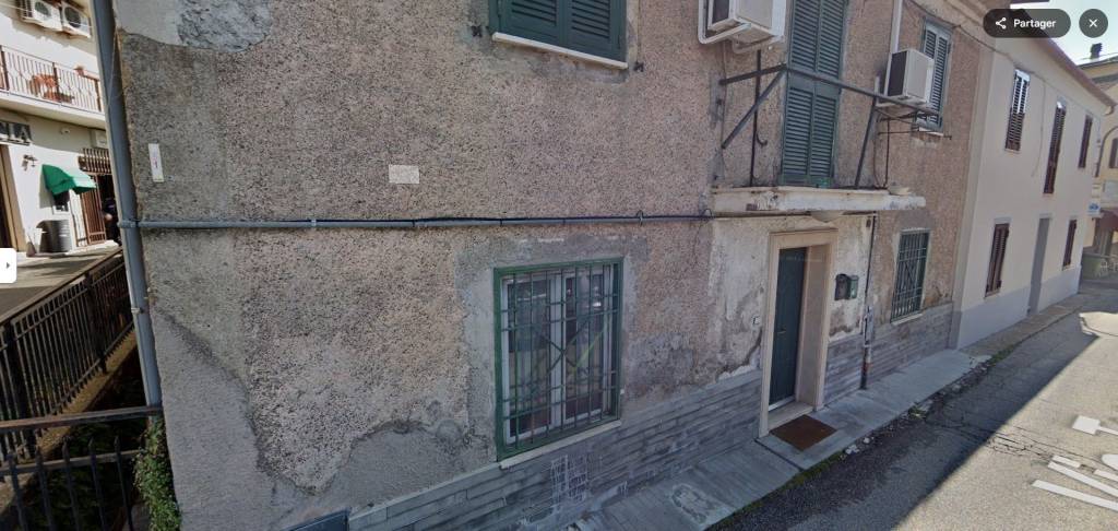 casa indipendente in vendita a Riano