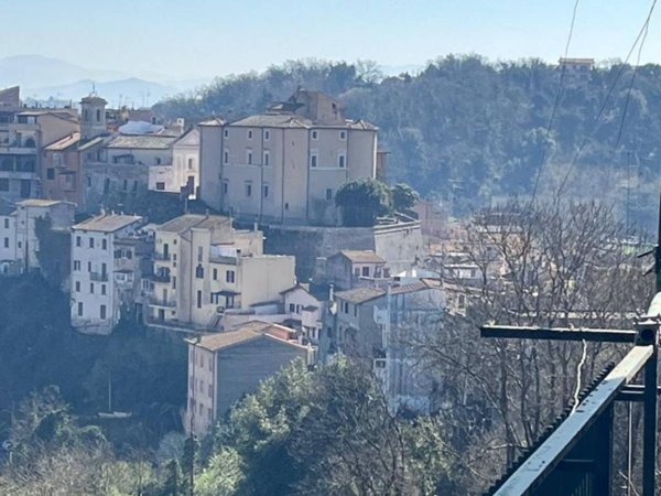 appartamento in vendita a Riano