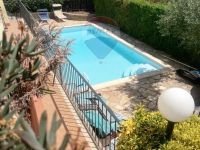 casa indipendente in vendita a Riano