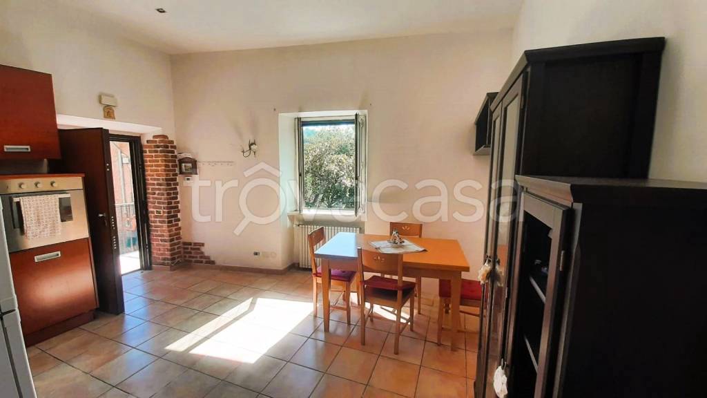 appartamento in vendita a Riano