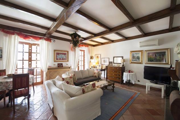 casa indipendente in vendita a Riano