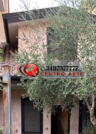casa indipendente in vendita a Riano