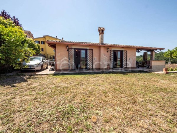casa indipendente in vendita a Riano