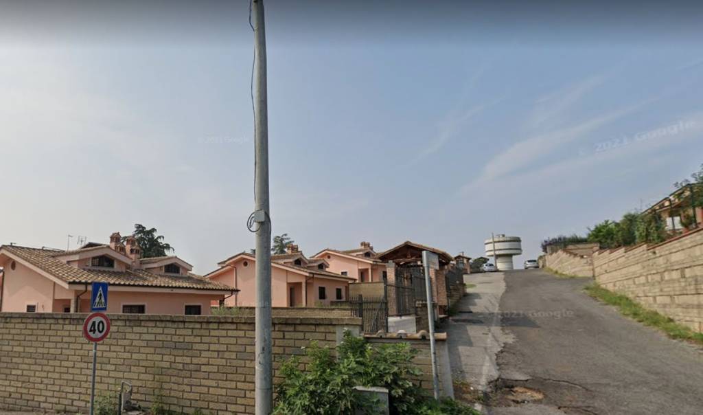 casa indipendente in vendita a Riano