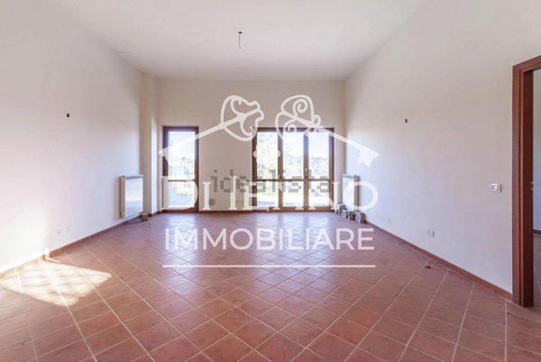 casa indipendente in vendita a Riano