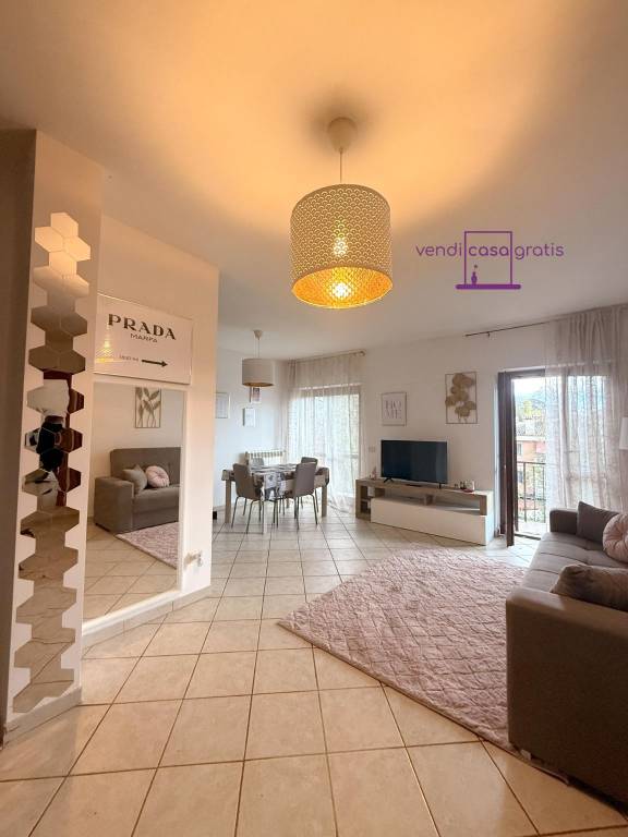 appartamento in vendita a Riano
