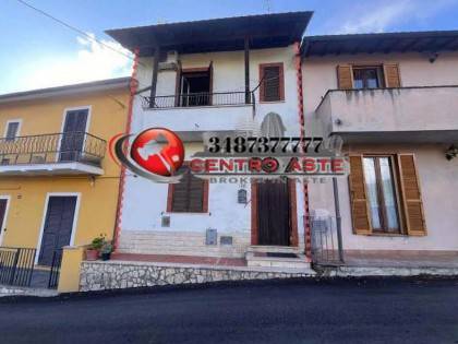 appartamento in vendita a Riano