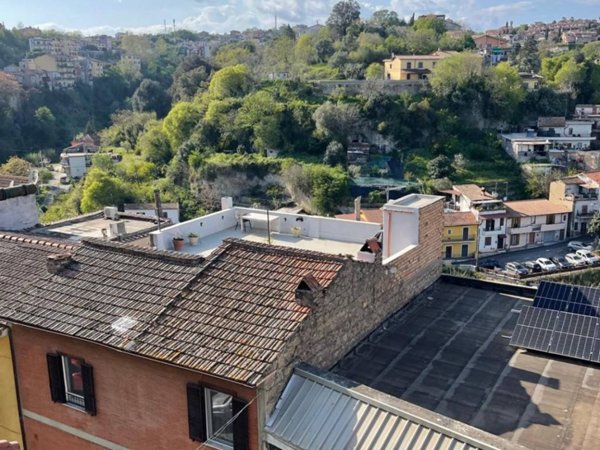appartamento in vendita a Riano
