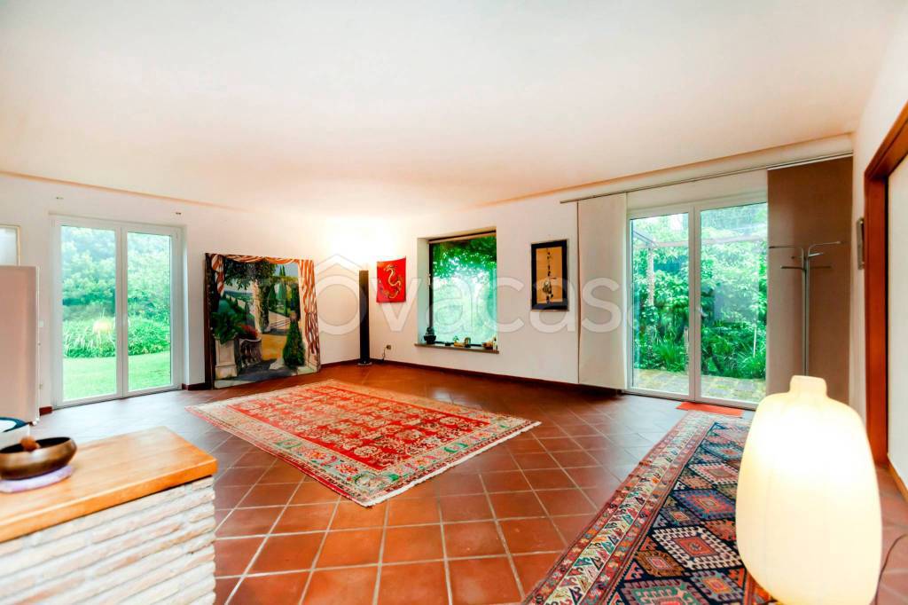 casa indipendente in vendita a Riano