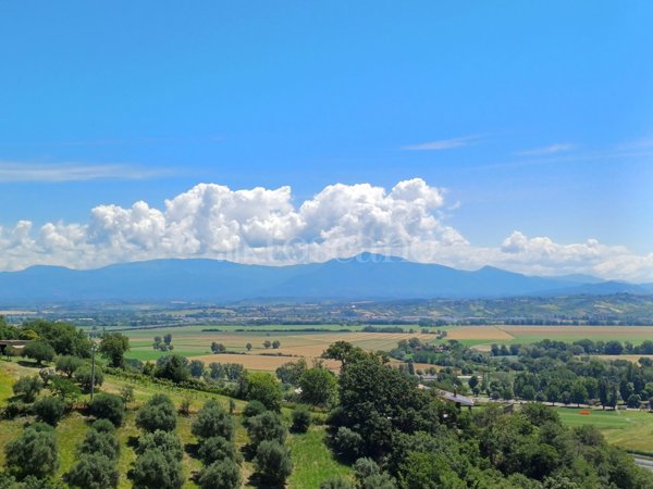 appartamento in vendita a Riano