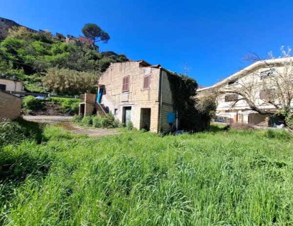 casa indipendente in vendita a Riano