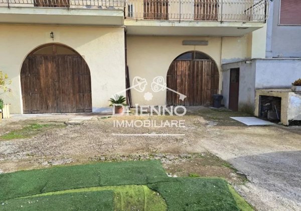 appartamento in vendita a Riano