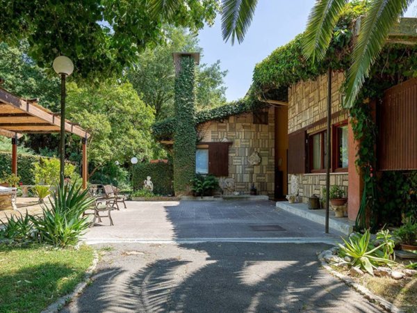 appartamento in vendita a Riano
