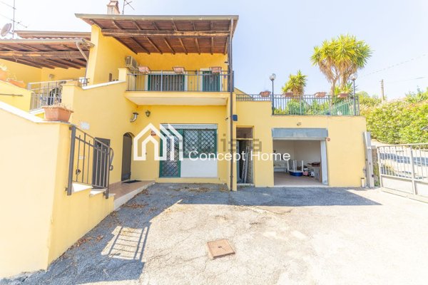 casa indipendente in vendita a Riano