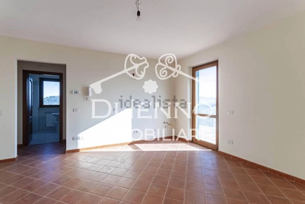casa indipendente in vendita a Riano