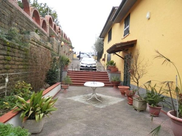 casa indipendente in vendita a Riano