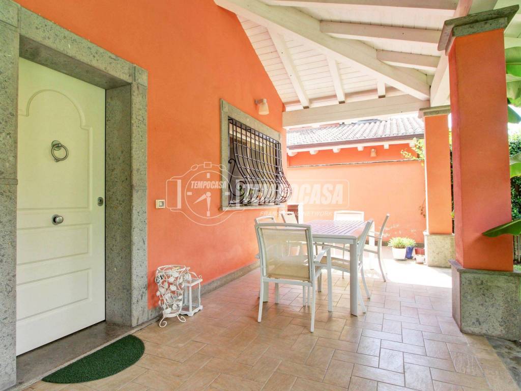 casa indipendente in vendita a Riano