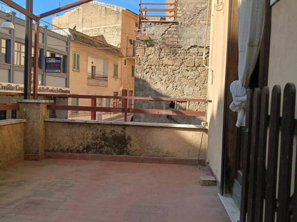 casa indipendente in vendita a Riano