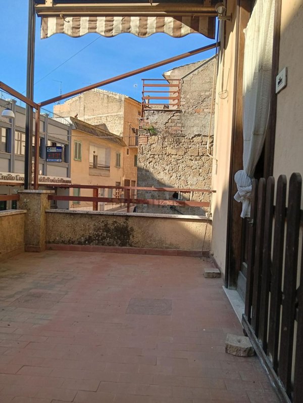 casa indipendente in vendita a Riano