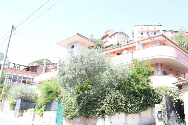 appartamento in vendita a Riano